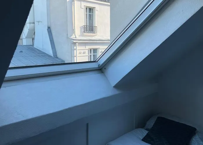 Just For Sleep Mini 16 Paris